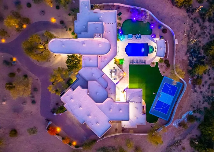 4milmouthwateringmansionpicklebalgolfcasita Villa Scottsdale